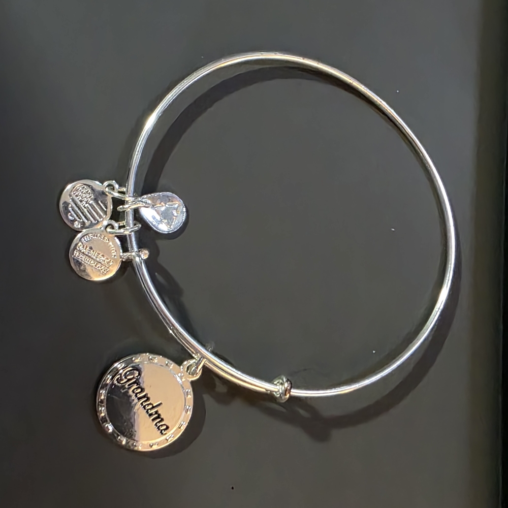 Alex and Ani Because I Love You Grandma IV EWB, SAS, Shiny, Antique Silver